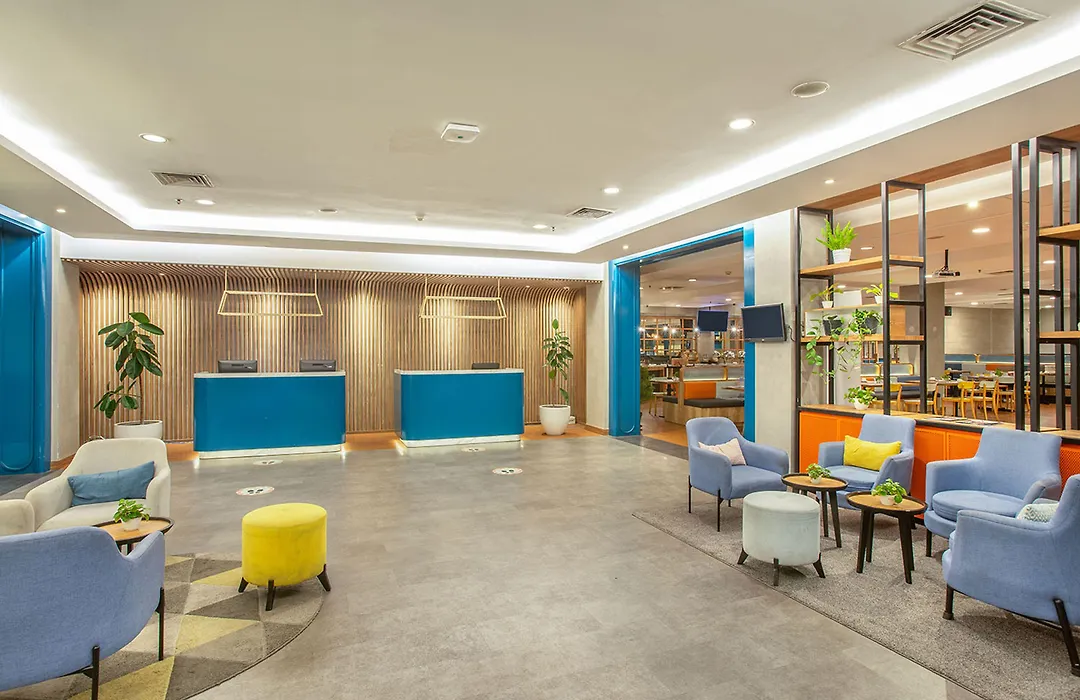 1O1 Urban Jakarta Kelapa Gading-1